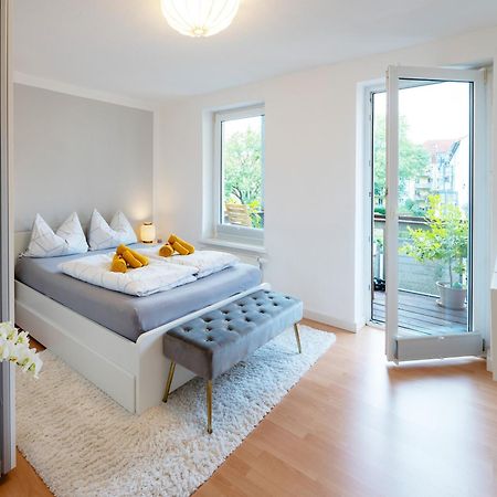 Schlosskoenig - Modernes & Zentrales Apartment Mit Balkon Und Arbeitsplatz Шверин Экстерьер фото