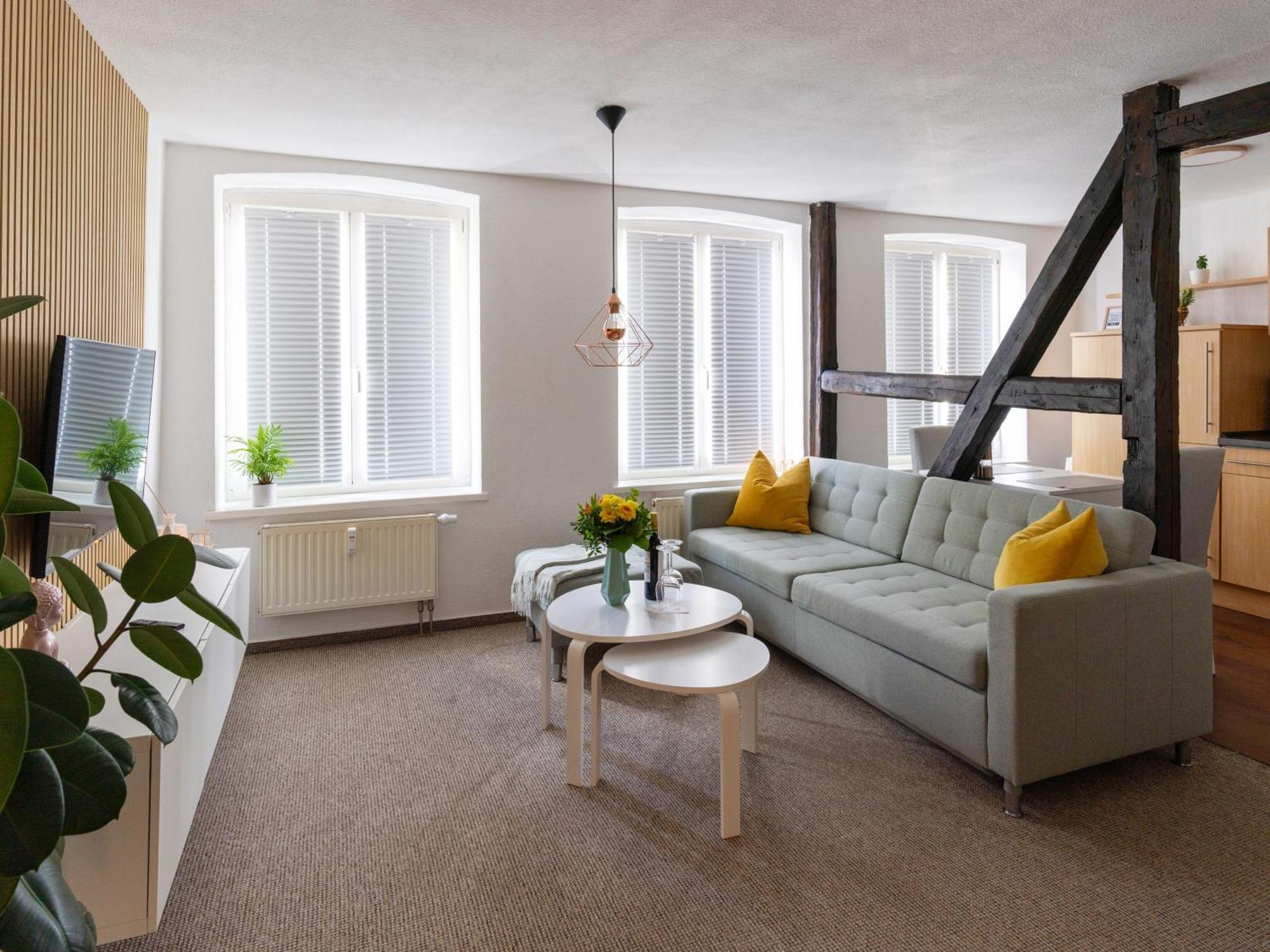 Schlosskoenig - Modernes & Zentrales Apartment Mit Balkon Und Arbeitsplatz Шверин Экстерьер фото