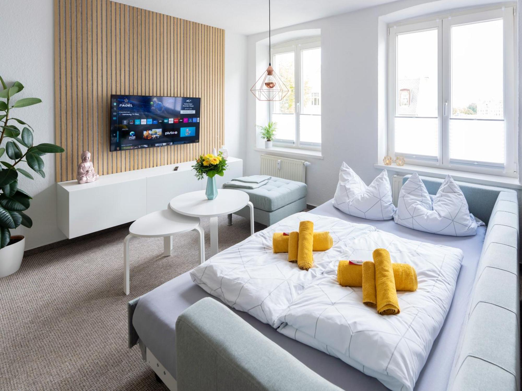 Schlosskoenig - Modernes & Zentrales Apartment Mit Balkon Und Arbeitsplatz Шверин Экстерьер фото