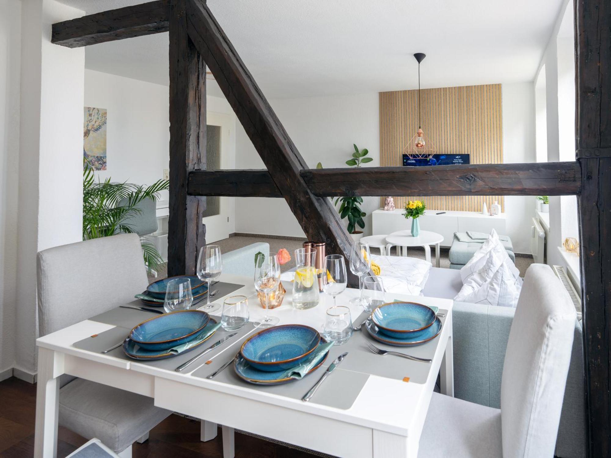Schlosskoenig - Modernes & Zentrales Apartment Mit Balkon Und Arbeitsplatz Шверин Экстерьер фото